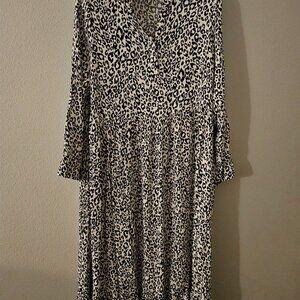 Lynda Maxi Dress - Black & White - 2X